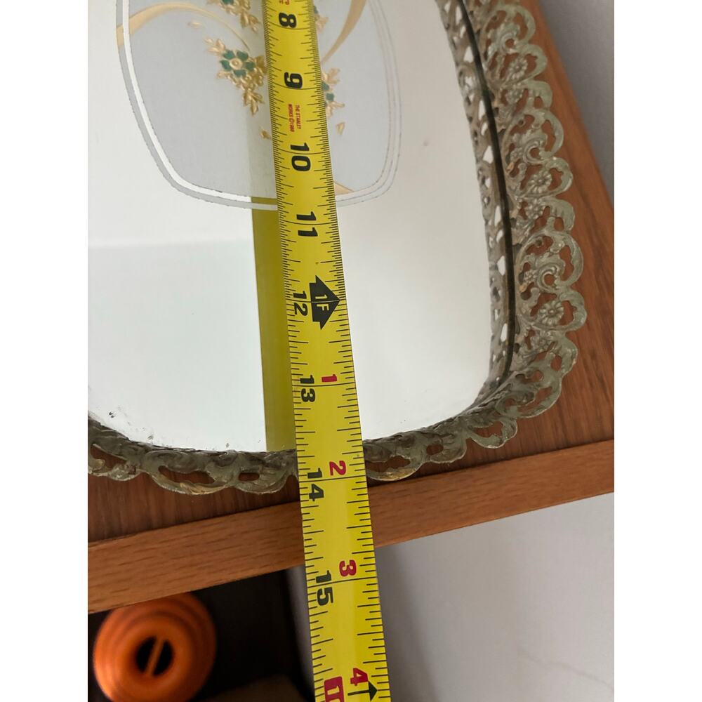 Vintage Oval Brass Gold Tone Filigree Mirror Vanity Tray Floral Perfume Ornate - Picture 5 of 8